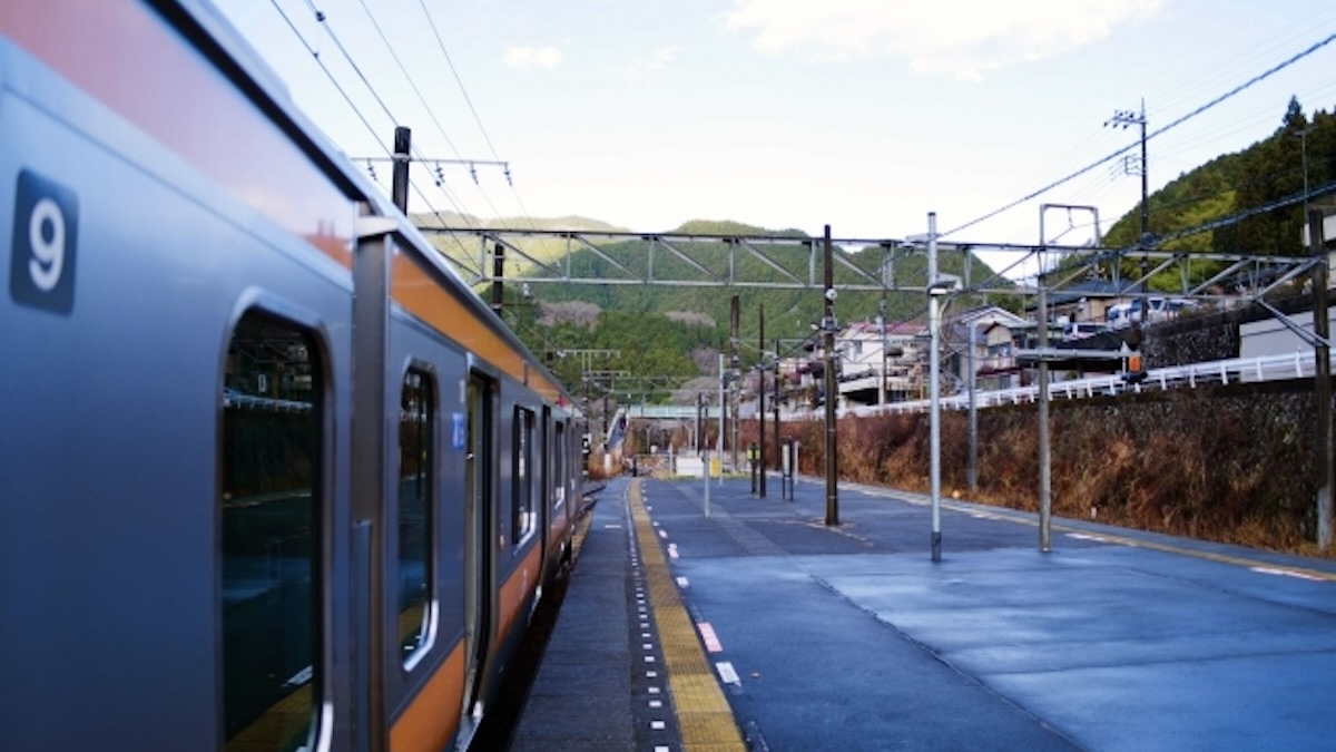 都心まで電車で2時間のイメージ